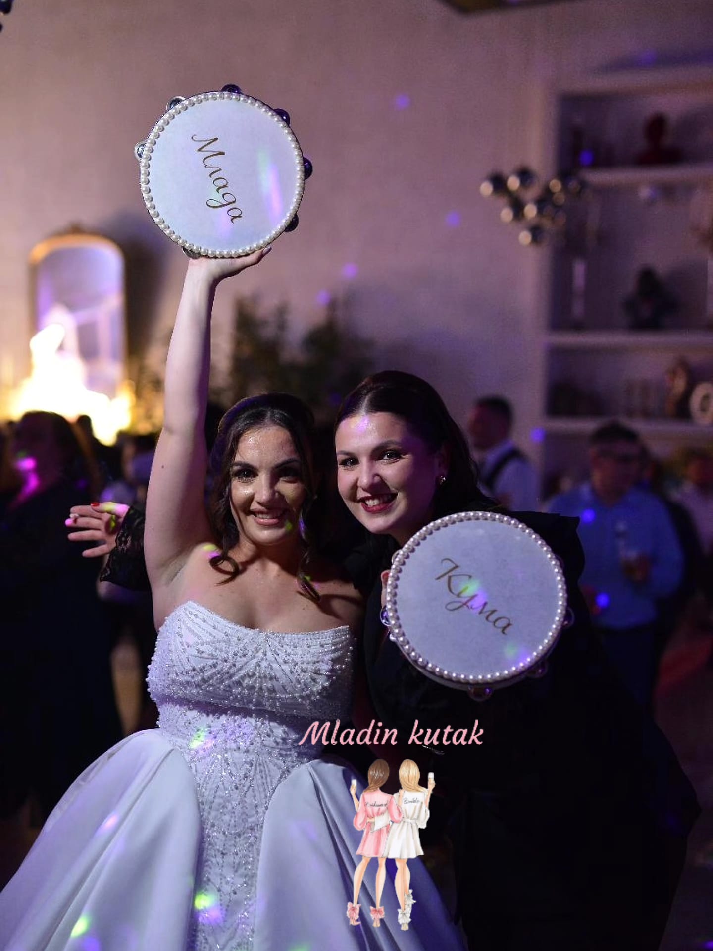 Mlada igra sa dairom na devojačkom veču